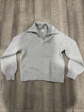 aerie Light Grey Ribbed V-Neck Fold Collar Sweater